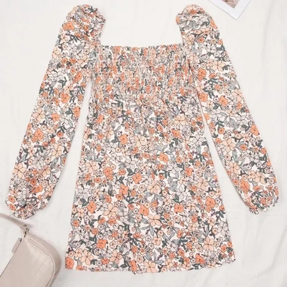 Cupshe Elodie Ditsy Dress Size M - Picture 5 of 6